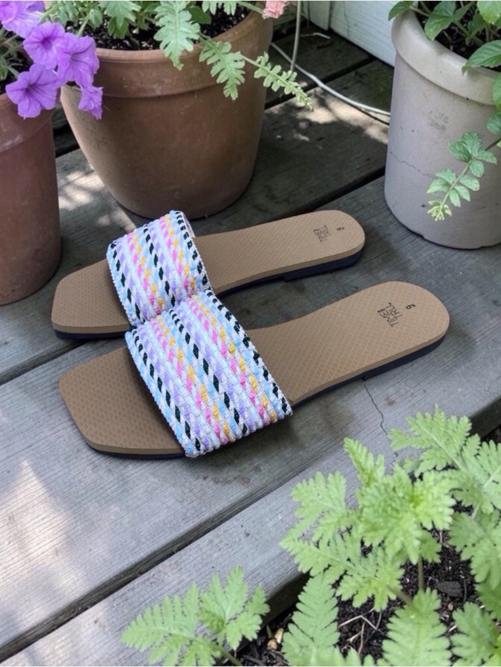 Time and Tru Woven Slide Sandals Womens Size 9 Multicolor Braided Flat - Picture 1 of 9